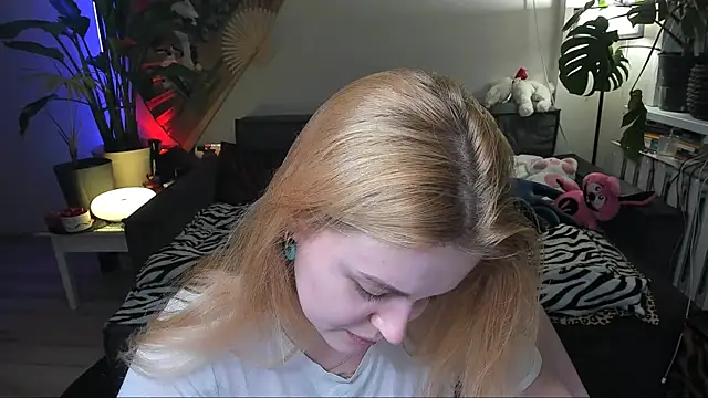 Alexa Pirs online show from 03-29-26, 06:19