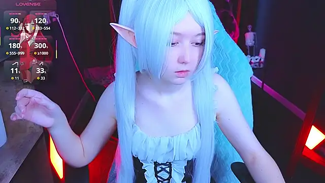 Snapshot of MizukiNoYoru chatting on 10-31-25, 10:49 MizukiNoYoru online show from 10-31-25, 10:49