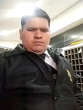 Snapshot of oscarshow24 chatting on 03-04-25, 03:11 oscarshow24 online show from 03-04-25, 03:11