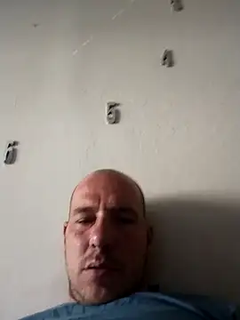 jarous32- online show from 05-25-26, 03:18