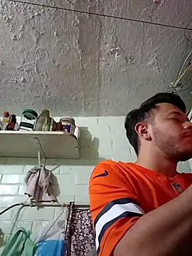 Snapshot of wAlewaxa chatting on 03-14-26, 03:34 wAlewaxa online show from 03-14-26, 03:34