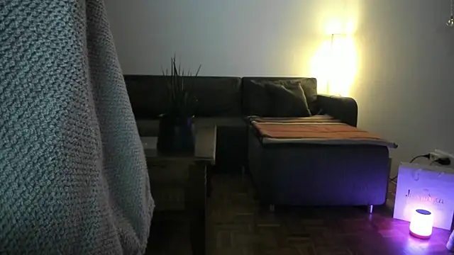 molicaremolicare online show from 10-23-25, 04:45