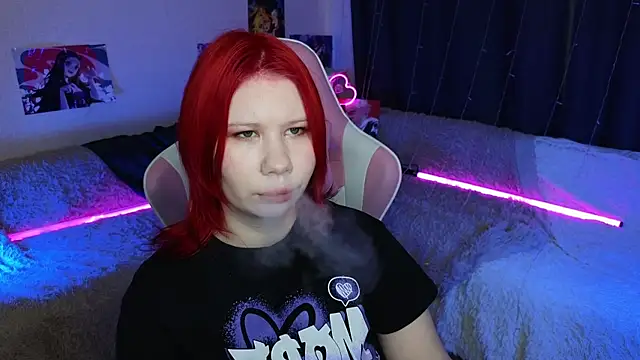 Snapshot of Little_kitsune1707 chatting on 02-25-25, 04:14 Little kitsune1707 online show from 02-25-25, 04:14