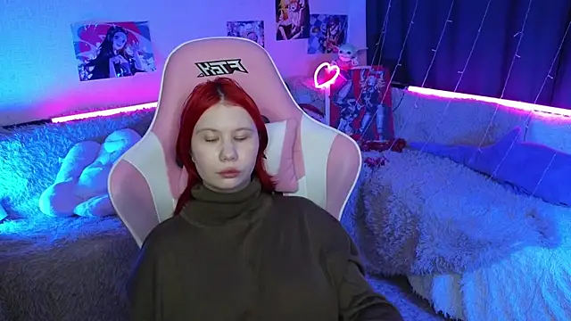 Snapshot of Little_kitsune1707 chatting on 03-11-25, 02:32 Little kitsune1707 online show from 03-11-25, 02:32