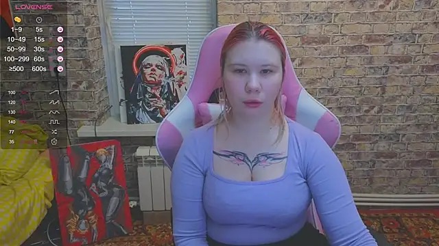 Snapshot of Little_kitsune1707 chatting on 11-22-25, 06:45 Little kitsune1707 online show from 11-22-25, 06:45