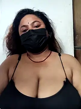 Snapshot of rani130 chatting on 06-06-26, 01:21 rani130 online show from 06-06-26, 01:21