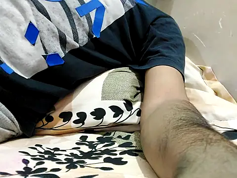 Snapshot of Lustyluckyy chatting on 03-14-25, 06:07 Lustyluckyy online show from 03-14-25, 06:07