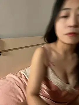 Snapshot of jinj-a chatting on 02-22-25, 11:57 jinj-a online show from 02-22-25, 11:57