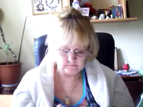 Snapshot of Violet5364 chatting on 03-03-25, 01:09 Violet5364 online show from 03-03-25, 01:09