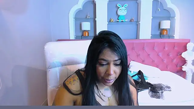 emma purple  online show from 02-10-25, 07:38