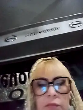 CandieGilson   online show from 12-01-25, 10:31