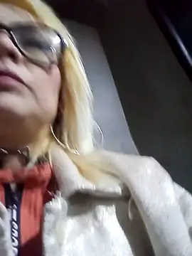 CandieGilson   online show from 02-06-26, 11:24