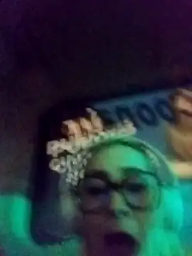 CandieGilson   online show from 03-11-26, 10:54