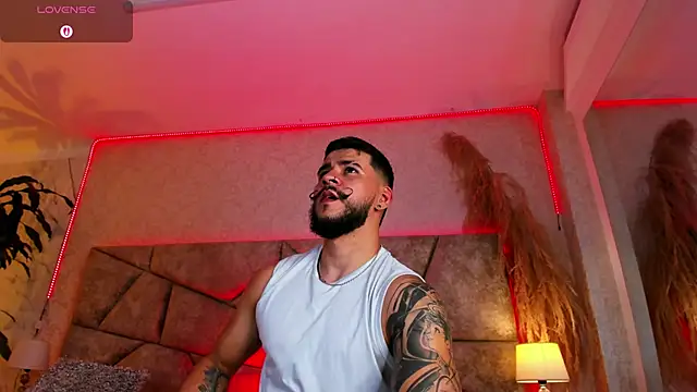 DickGriffith  online show from 11-06-25, 07:48