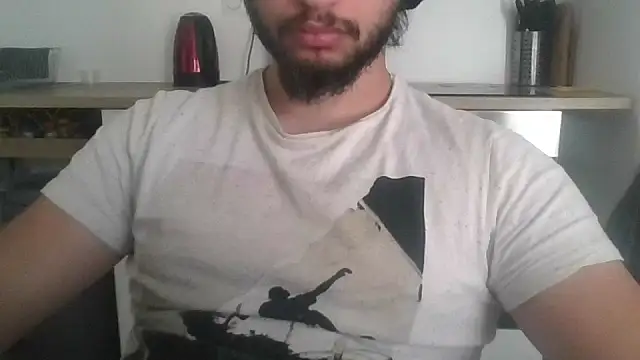 Snapshot of nxnd3525 chatting on 12-02-25, 01:05 nxnd3525 online show from 12-02-25, 01:05