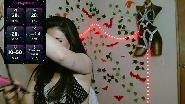 SamanthaGreen- online show from 10-12-25, 11:04