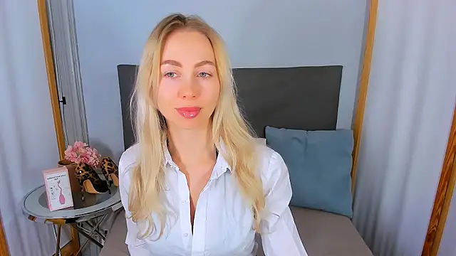 MargaritaRose online show from 03-15-26, 06:30