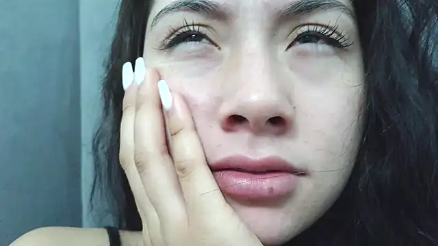 Snapshot of ScarlletRays chatting on 03-22-25, 10:17 ScarlletRays online show from 03-22-25, 10:17