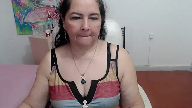 leonela 69 online show from 10-19-25, 02:45
