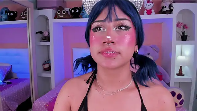 miss   megan online show from 11-11-25, 06:08