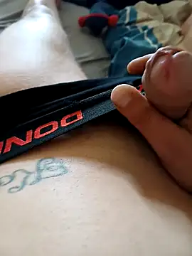 flo000031 online show from 06-18-26, 01:37