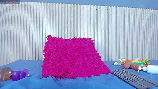 Aida-nicolle online show from 03-05-25, 01:06