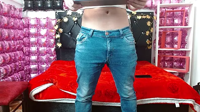 Snapshot of poisondost_hot chatting on 03-03-25, 04:35 poisondost hot online show from 03-03-25, 04:35