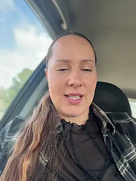 Mona Plus online show from 04-22-26, 07:44