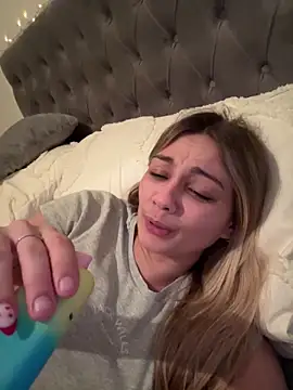 skyemorgan01 online show from 03-03-26, 12:06