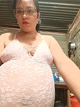 Snapshot of promiscuous-indecent-momm chatting on 07-23-26, 09:13 promiscuous-indecent-momm online show from 07-23-26, 09:13