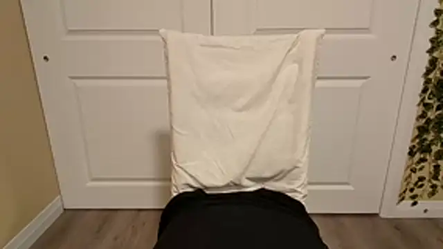 emilysparkss online show from 03-31-26, 02:24