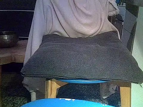 createur34 online show from 04-10-26, 09:19