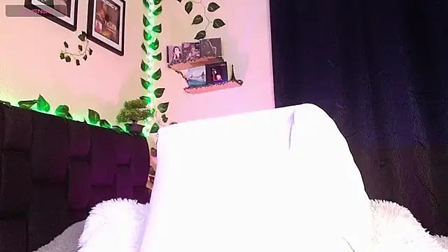 Snapshot of isaac-saenz chatting on 03-12-25, 08:41 isaac-saenz online show from 03-12-25, 08:41