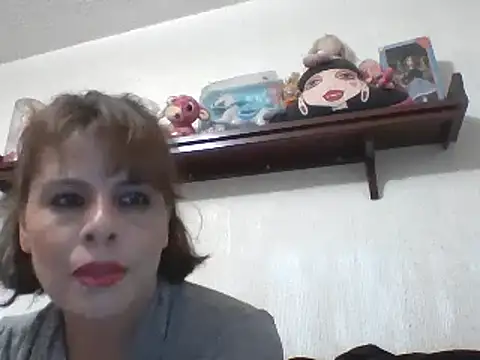 Snapshot of CattleyaLovely chatting on 03-19-25, 06:24 CattleyaLovely online show from 03-19-25, 06:24