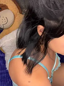 ZafiroKlein online show from 11-25-25, 08:42