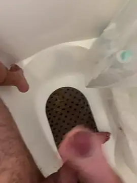 danyh2023 online show from 02-15-26, 08:27