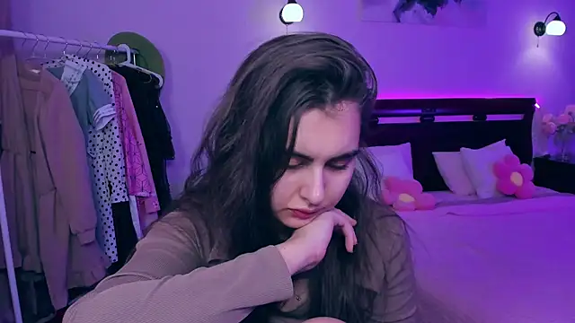 GabriellaMays online show from 03-04-25, 08:13