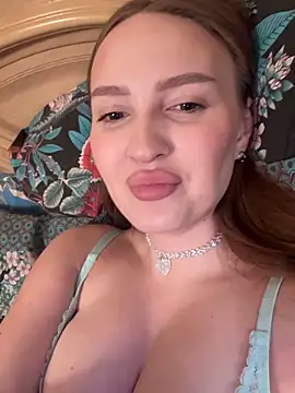 KateLibby online show from 12-02-25, 07:03