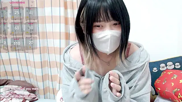 Snapshot of FUYU_rain chatting on 12-03-25, 12:51 FUYU rain online show from 12-03-25, 12:51