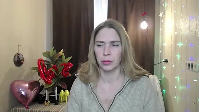 TessaDaybreak online show from 02-14-25, 12:47