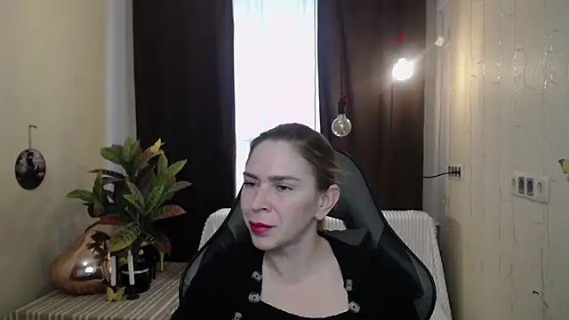 TessaDaybreak online show from 02-27-25, 07:23