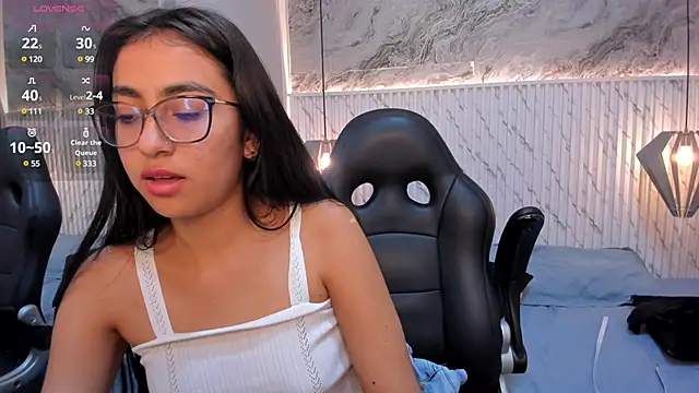 lucelly 15 online show from 02-27-25, 06:09