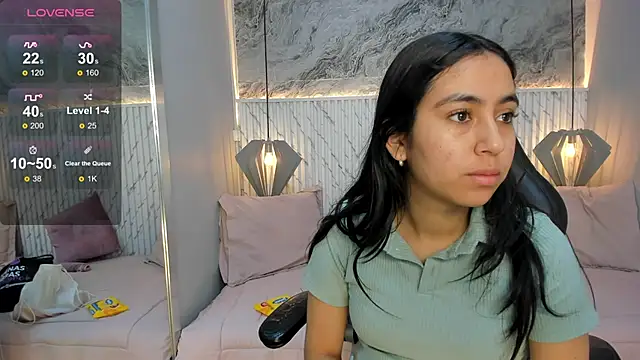 lucelly 15 online show from 12-14-25, 11:26