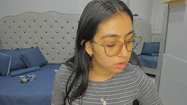 lucelly 15 online show from 02-20-26, 11:54