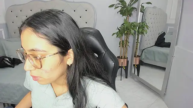 lucelly 15 online show from 02-22-26, 11:53