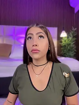 MelanieHillss online show from 07-12-26, 04:47