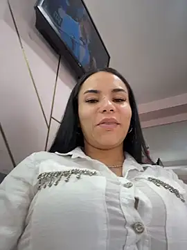 Naatalia online show from 02-26-26, 07:13