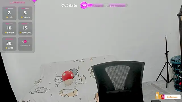 Naoko 7w7 online show from 10-19-25, 10:10