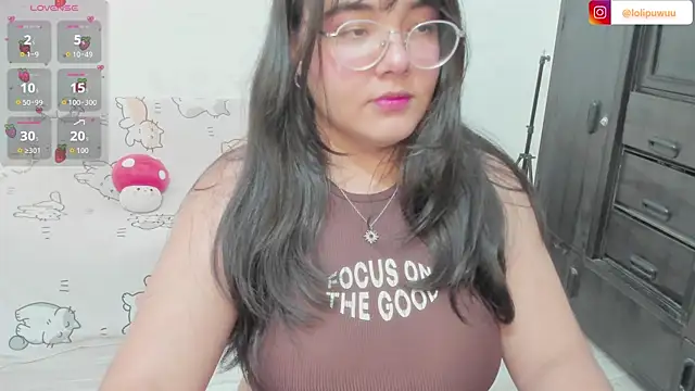 Naoko 7w7 online show from 06-18-26, 01:37
