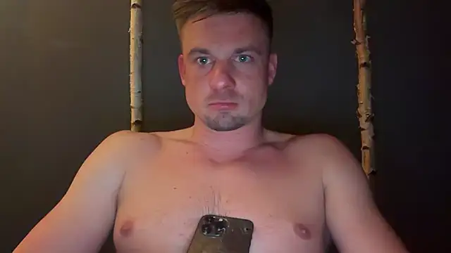 Snapshot of Hagener985 chatting on 03-28-26, 01:05 Hagener985 online show from 03-28-26, 01:05